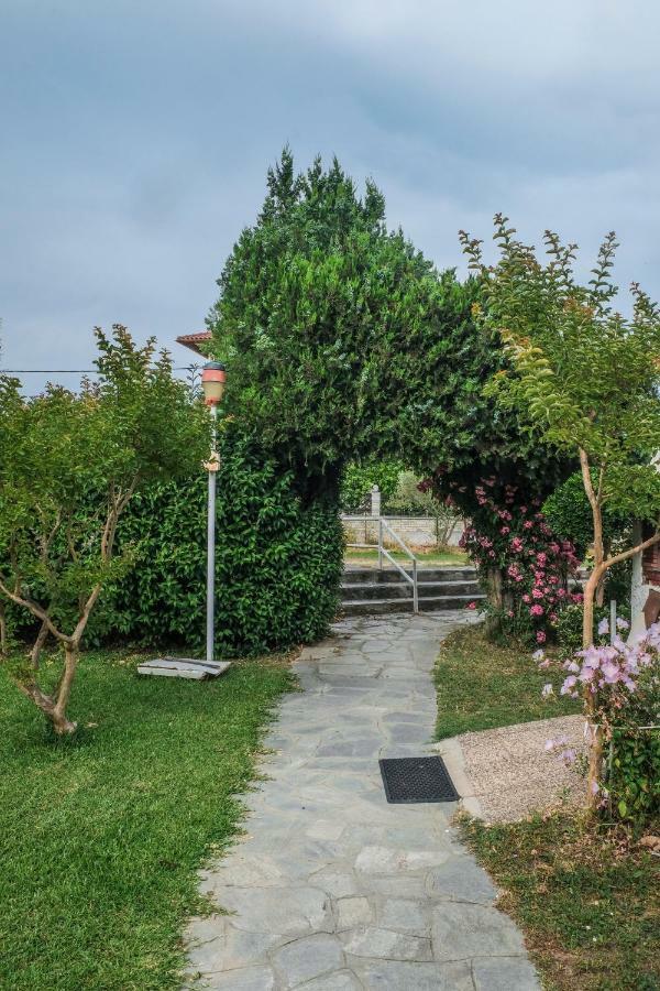 Simon' S Summer House Сиври Экстерьер фото