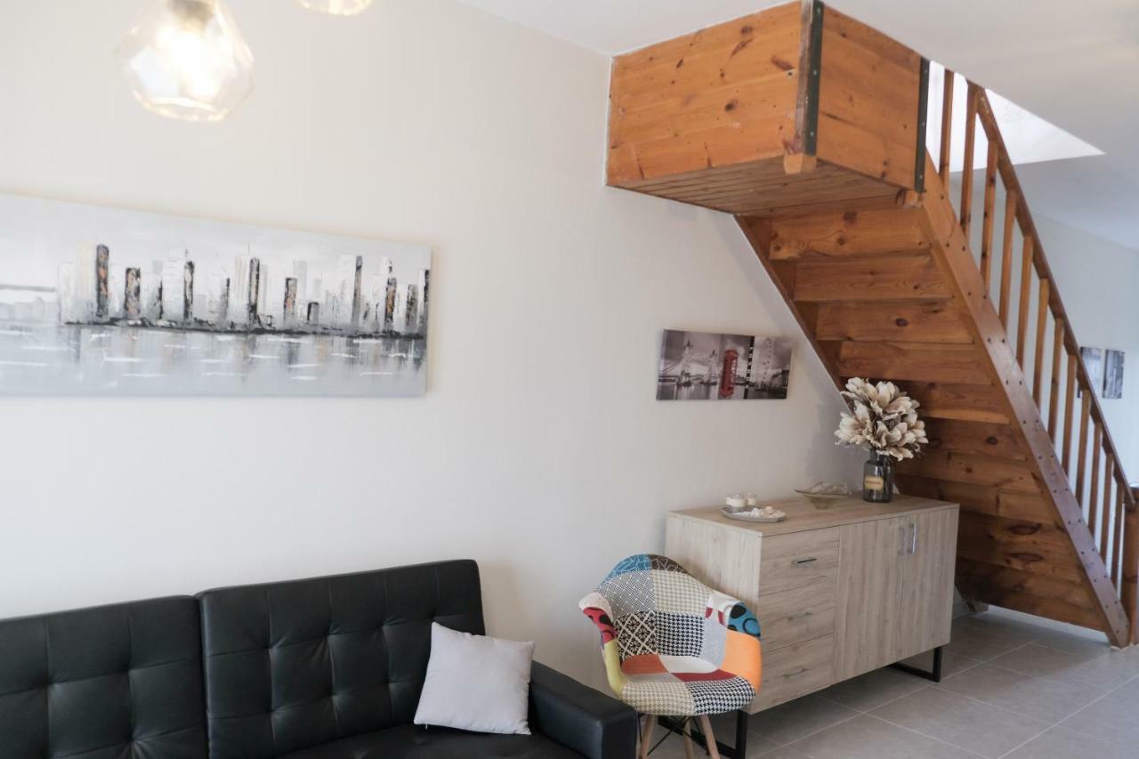Simon' S Summer House Сиври Экстерьер фото